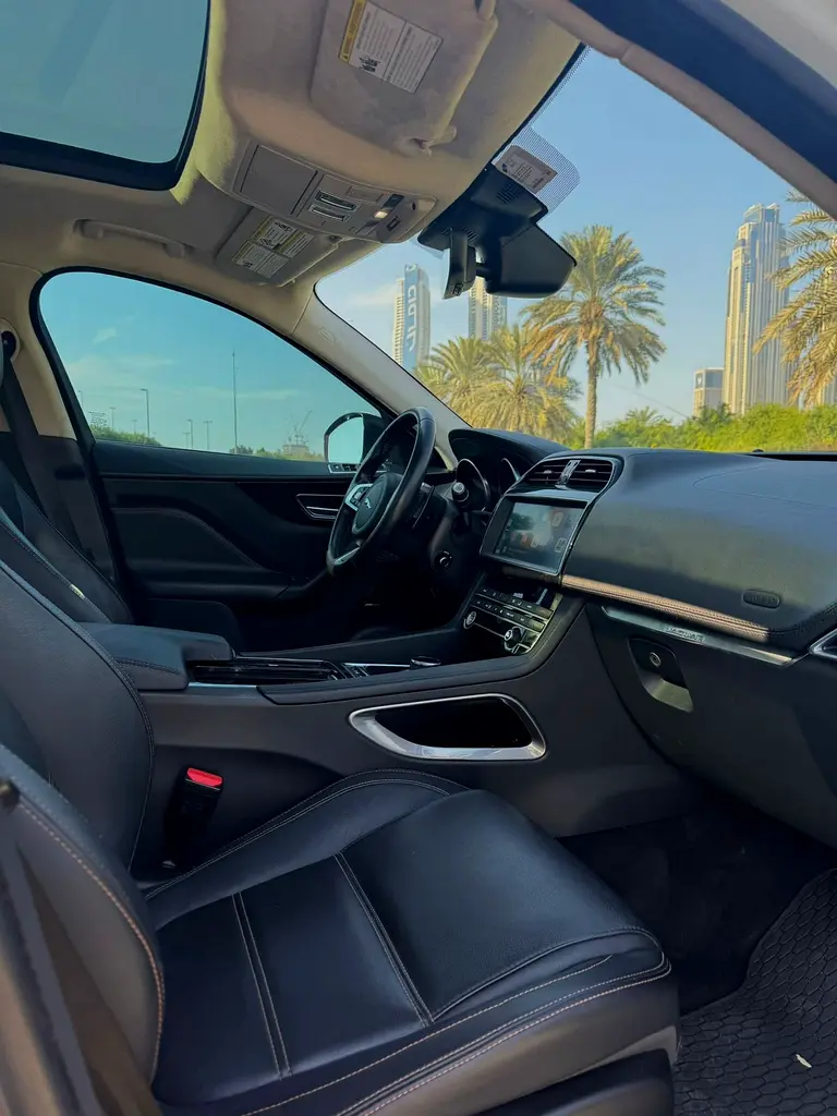 JAGUAR F-PACE 2020