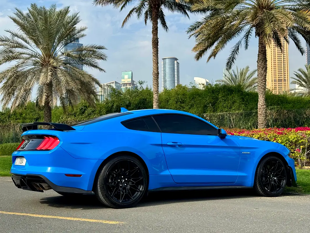 FORD MUSTANG 2023