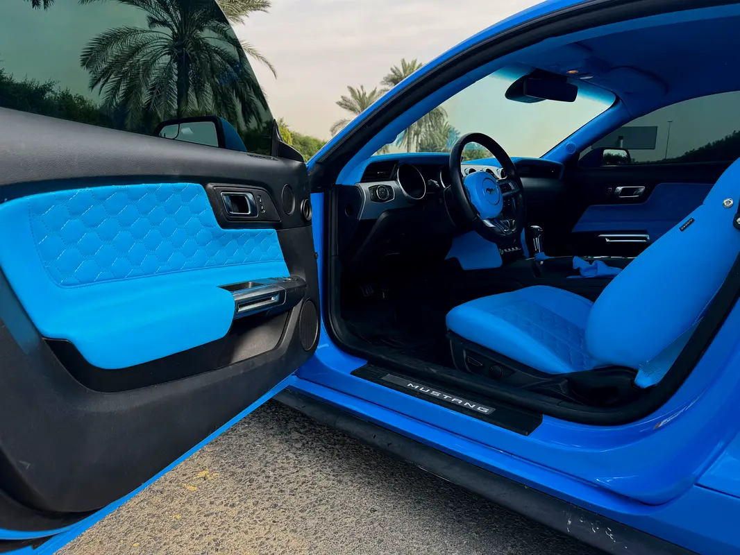 FORD MUSTANG 2023