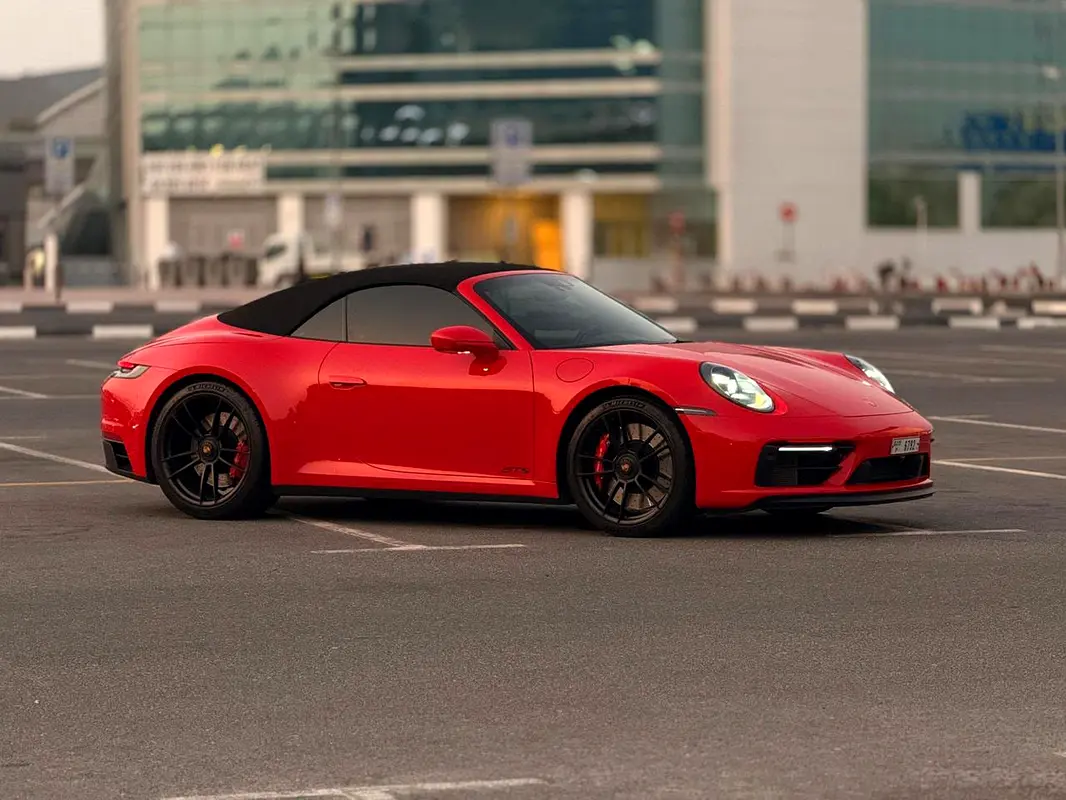 PORSCHE 911 2023