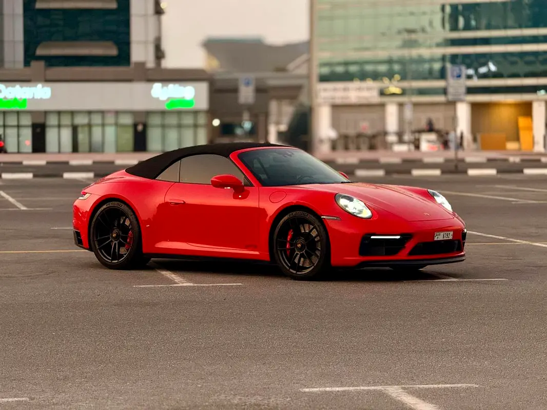 PORSCHE 911 2023