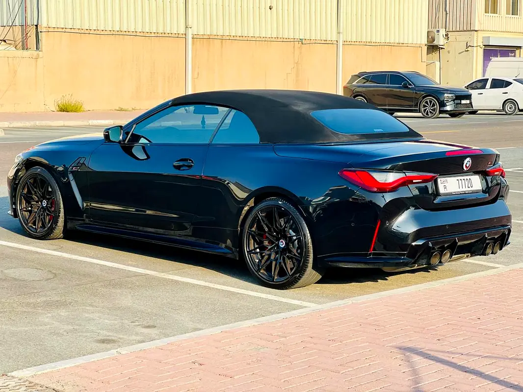 BMW M4 2023