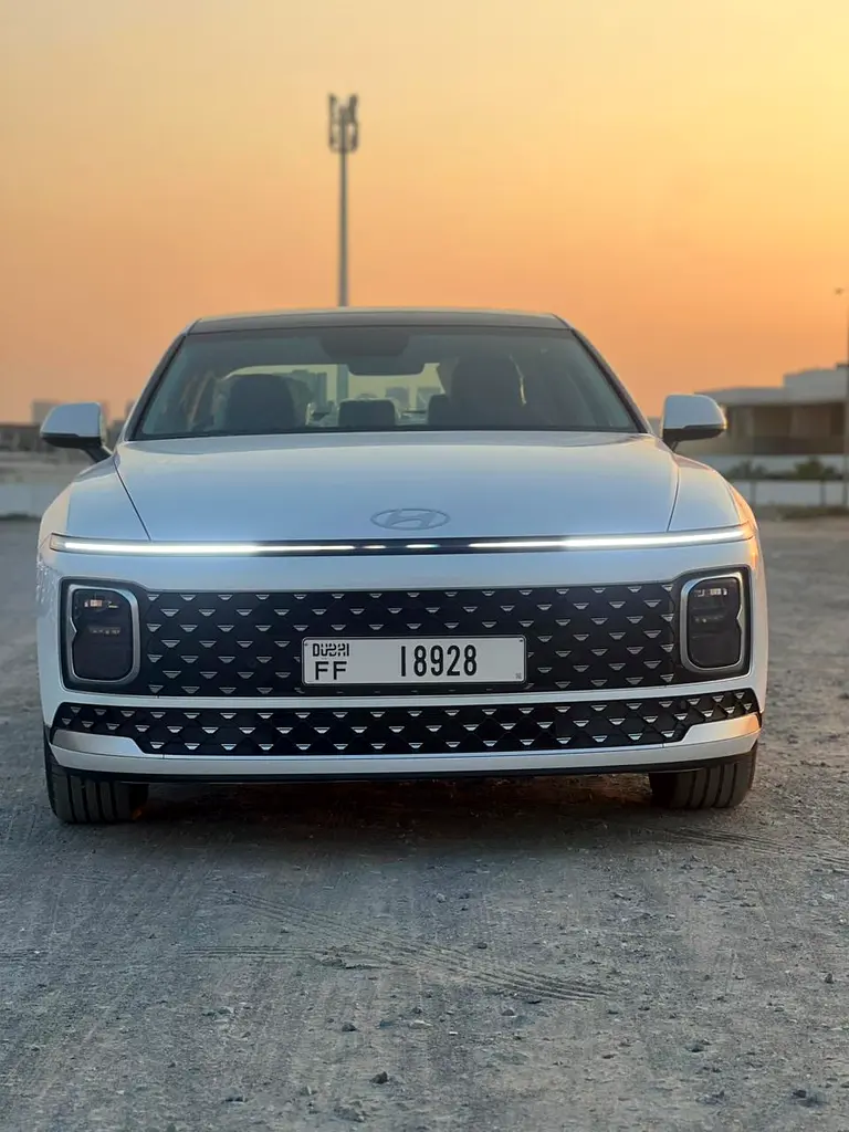 HYUNDAI AZERA 2024