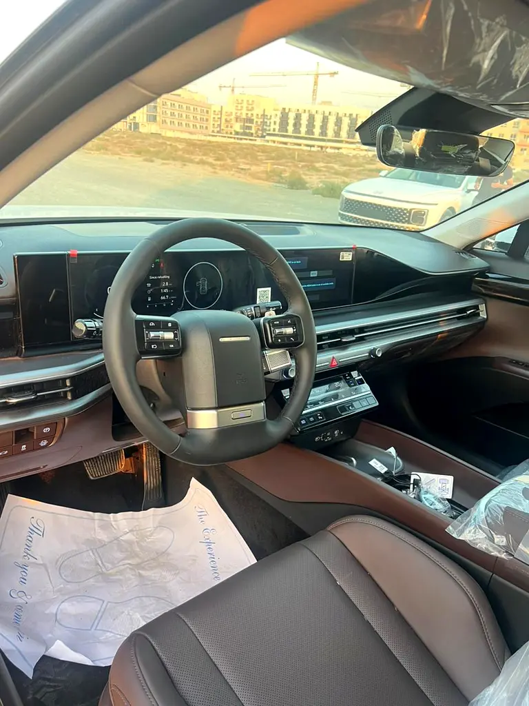 HYUNDAI AZERA 2024