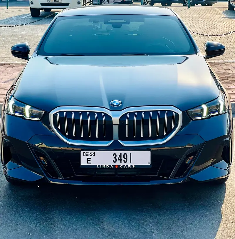 BMW 5 SERIES 2024
