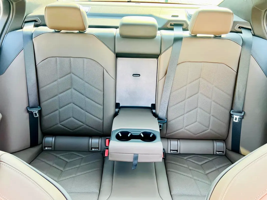 BMW 5 SERIES 2024
