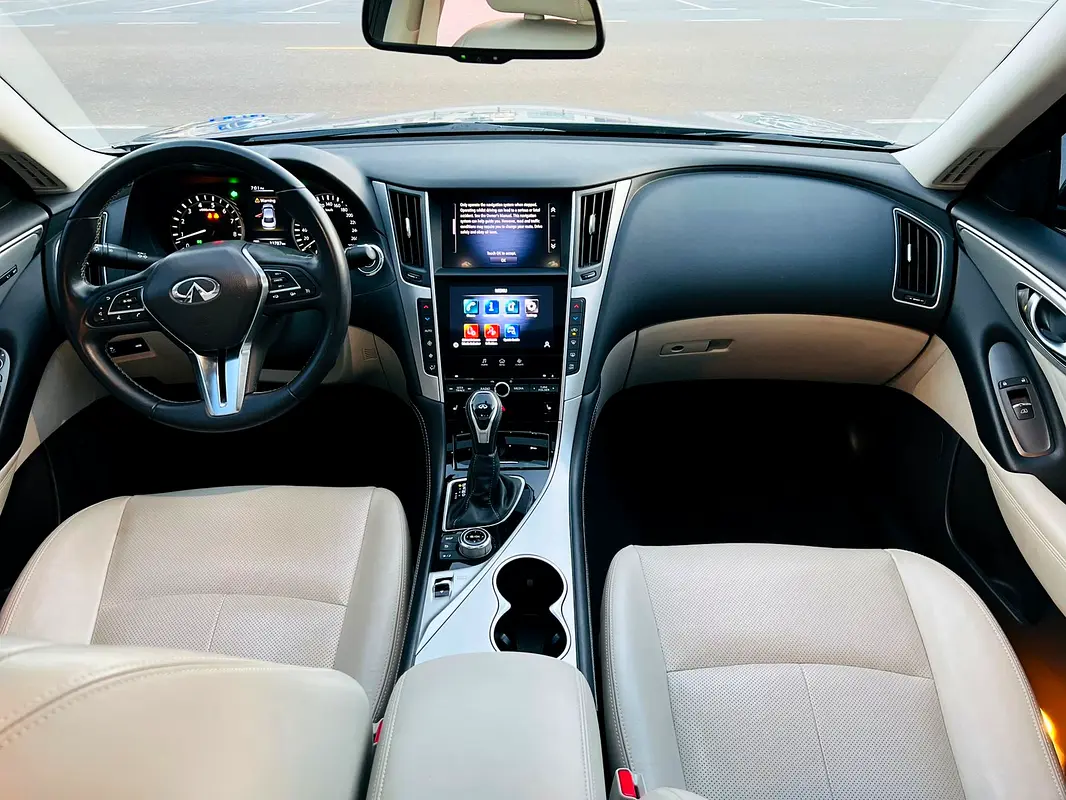 INFINITI Q50 2023