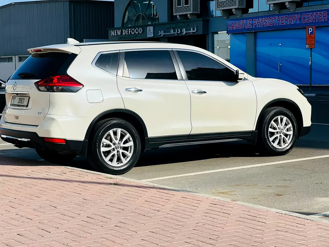 NISSAN X-TRAIL 2023