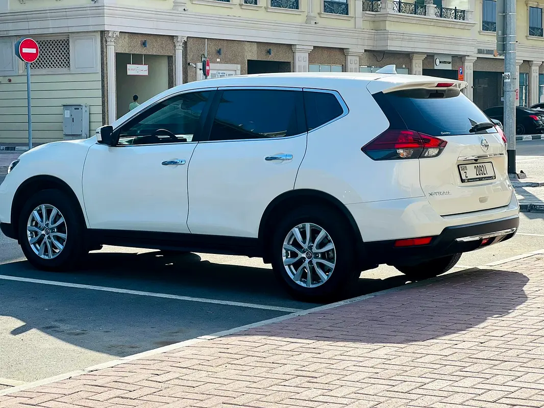 NISSAN X-TRAIL 2023