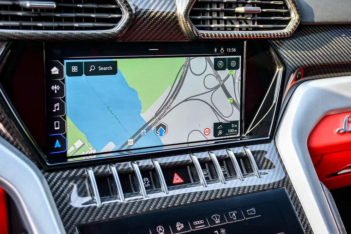 LAMBORGHINI URUS 2022