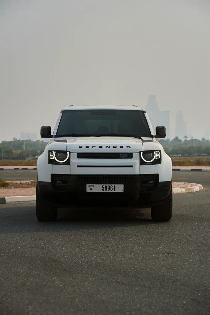 LAND ROVER DEFENDER 2023