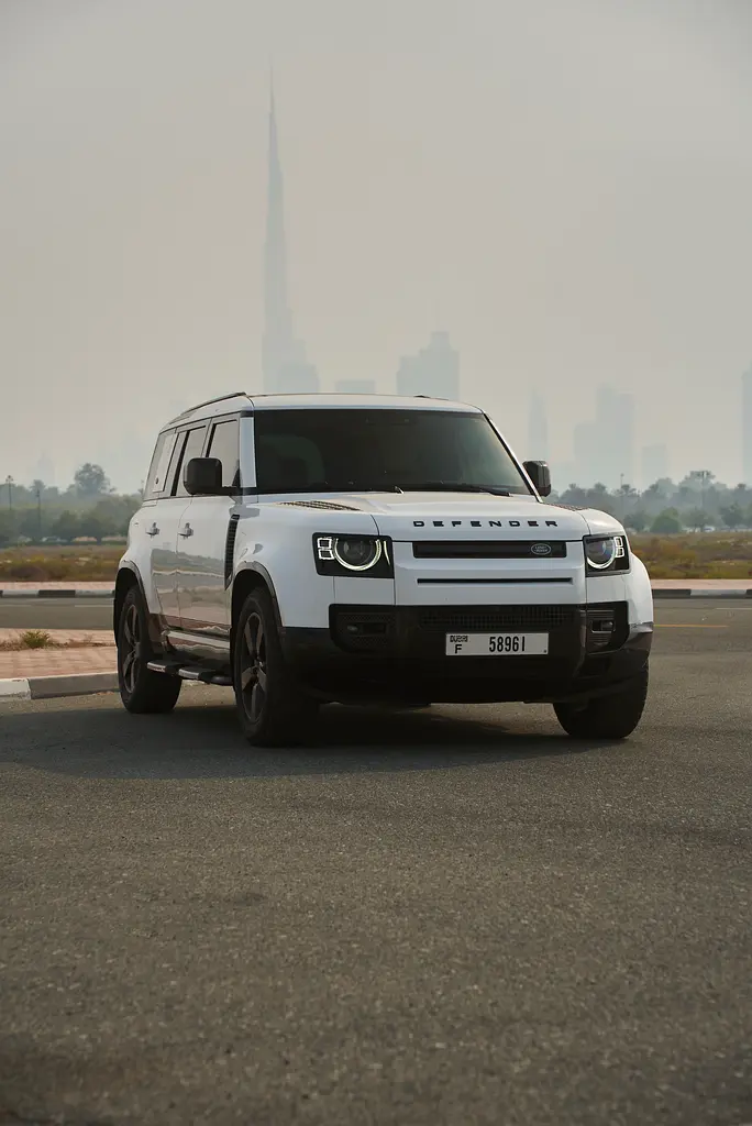 LAND ROVER DEFENDER 2023