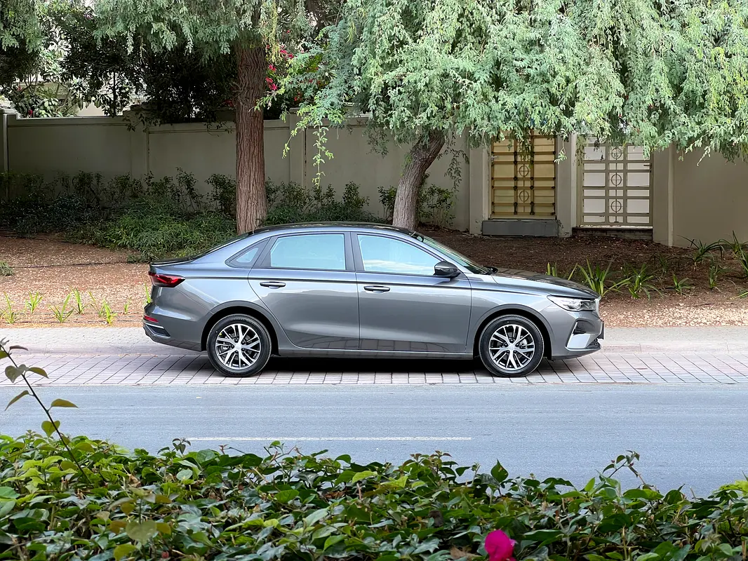 GEELY EMGRAND 2026
