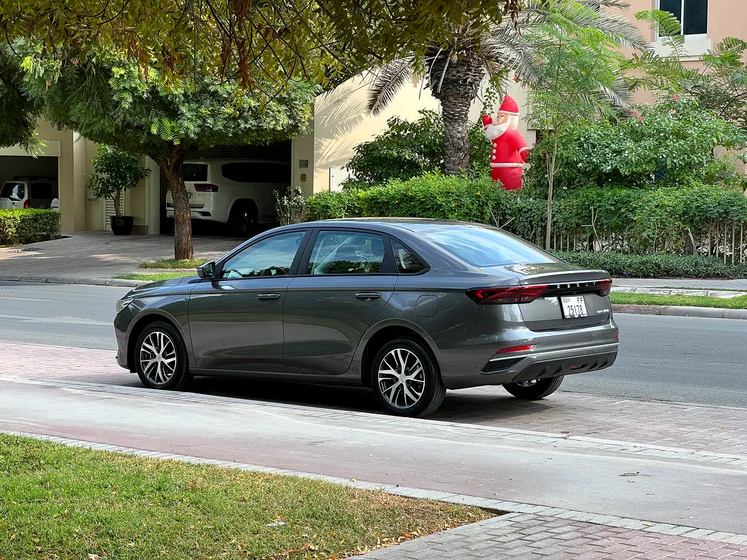 GEELY EMGRAND 2026