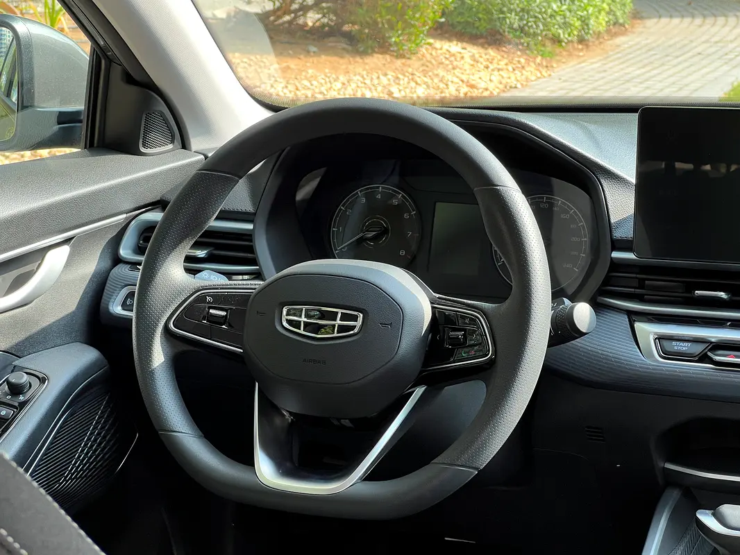 GEELY EMGRAND 2026