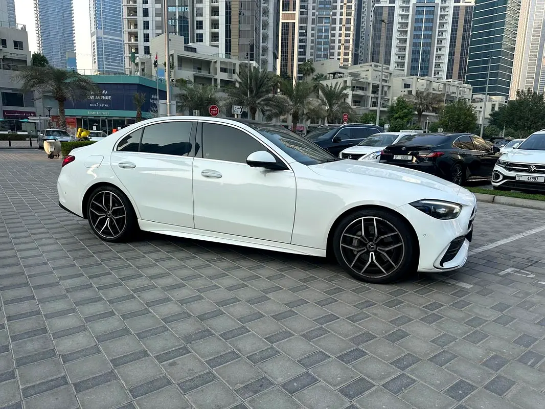 MERCEDES C Class 2023