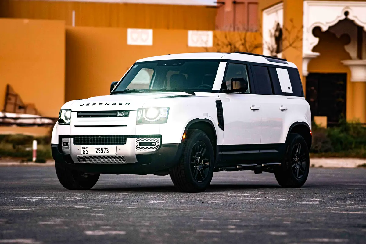 LAND ROVER DEFENDER 2024