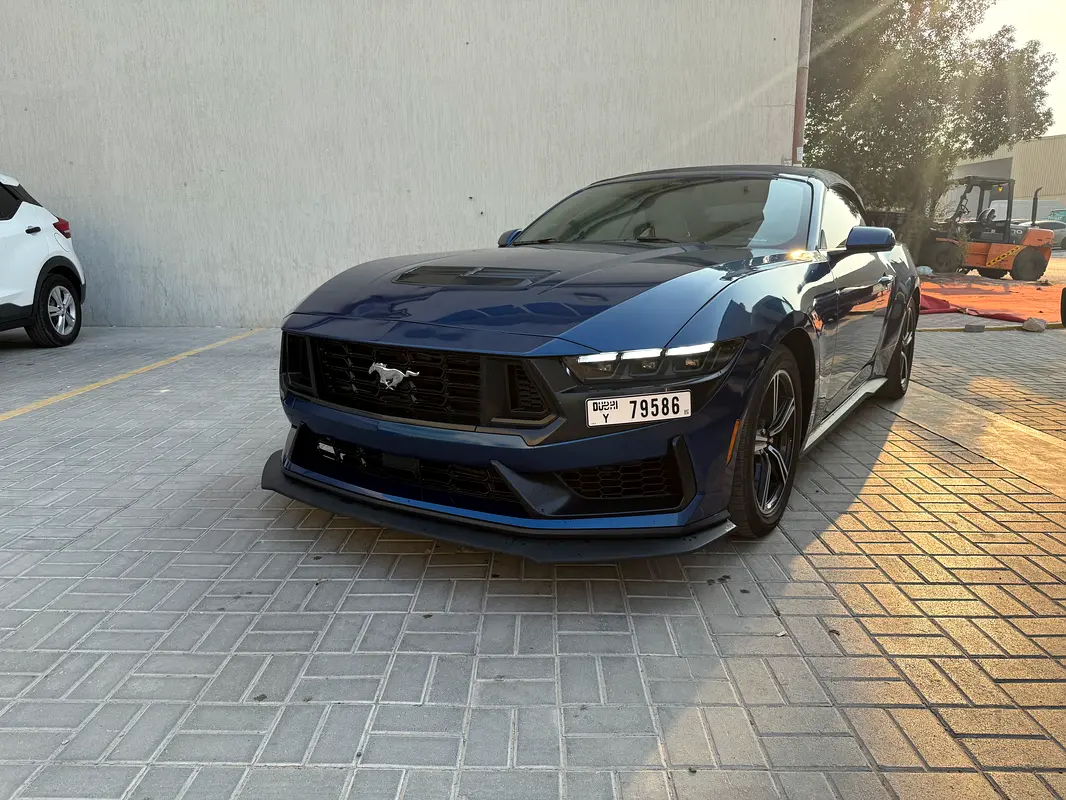 FORD MUSTANG 2025