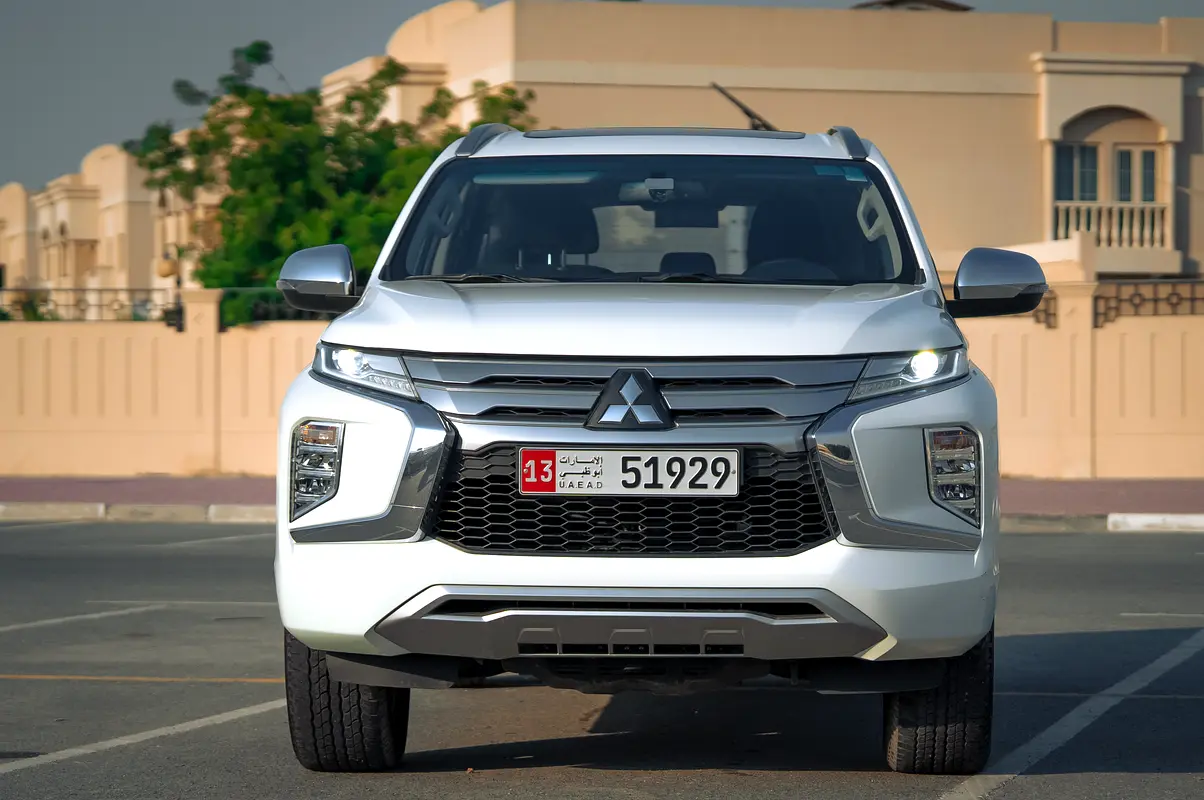 MITSUBISHI MONTERO 2024