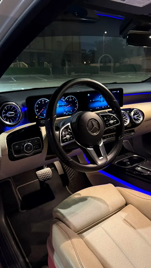 MERCEDES A CLASS 2021