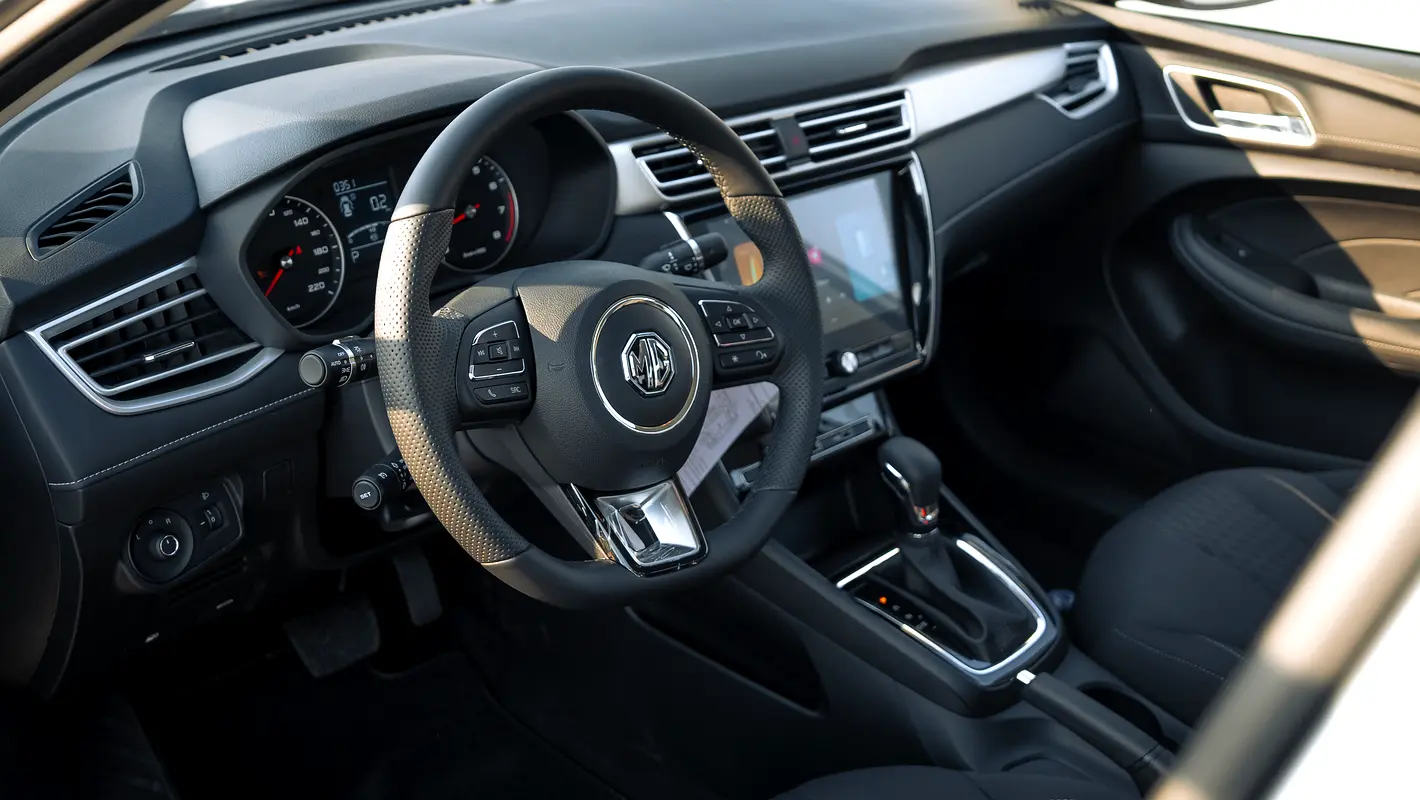 MG 5 2025