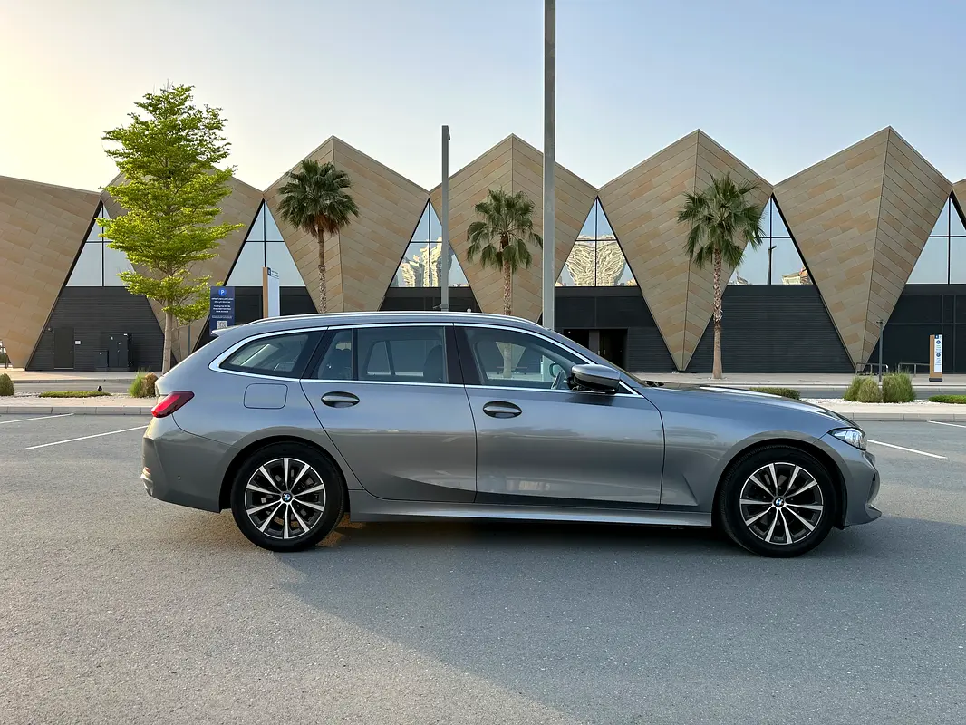 بي أم دبليو 3 SERIES 2023