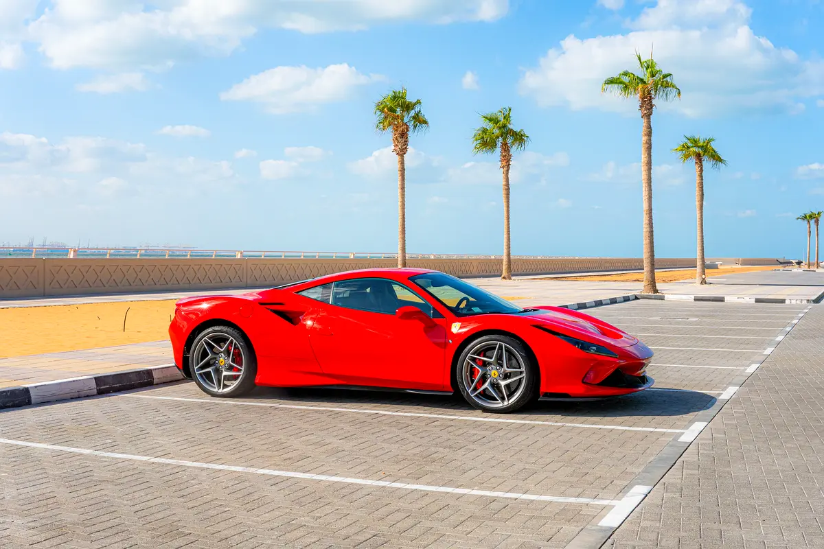 FERRARI F8 2023