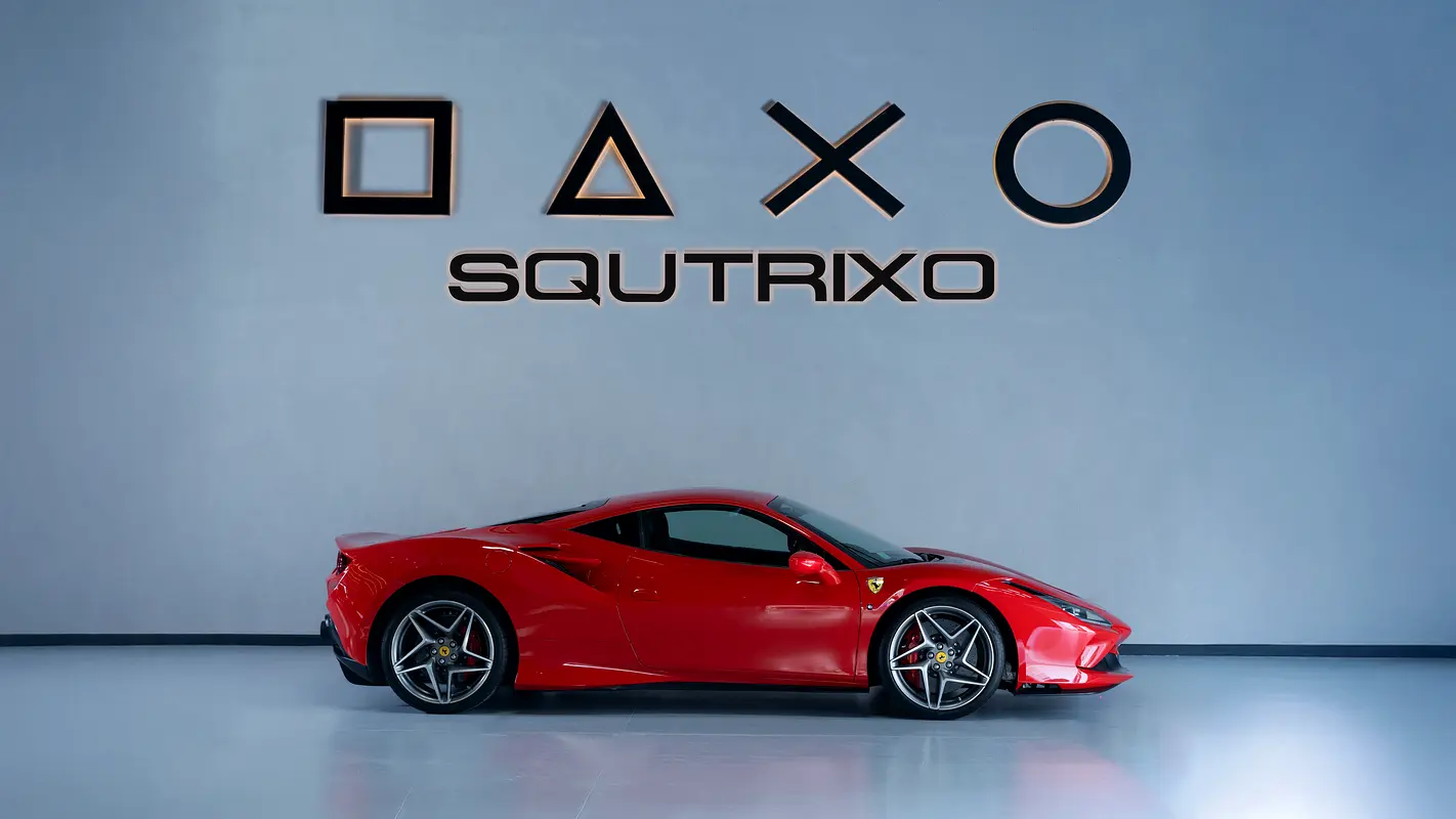 FERRARI F8 2023