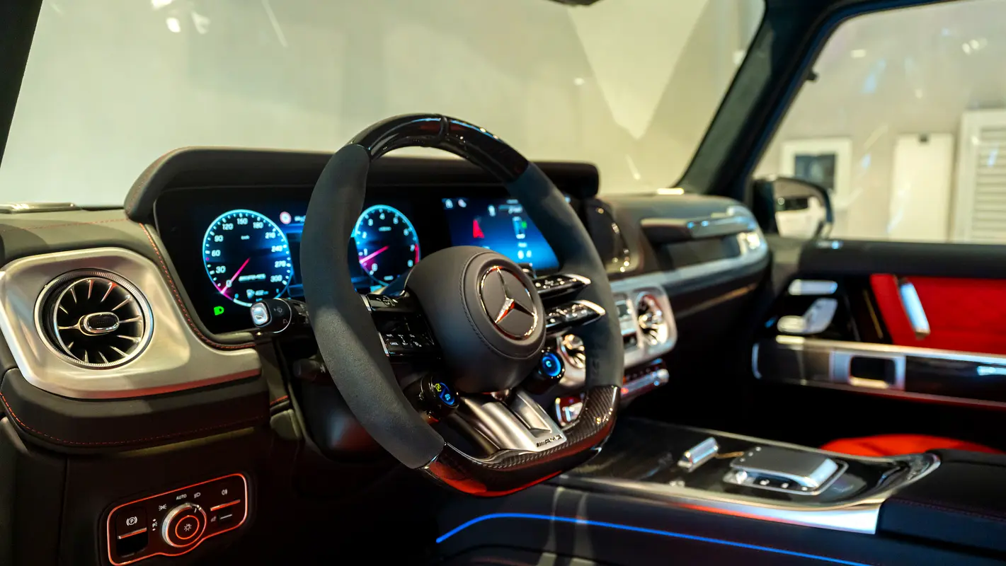 MERCEDES G CLASS 2025