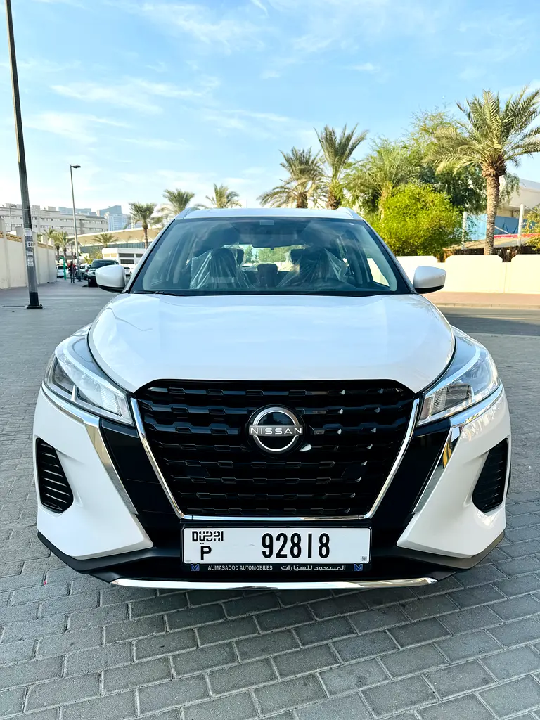 NISSAN KICKS 2024