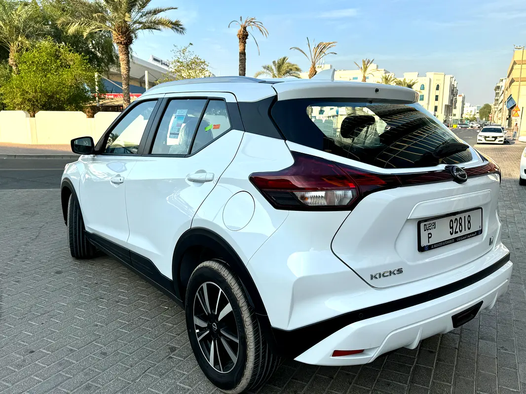 NISSAN KICKS 2024