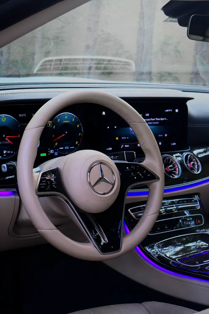 مرسيدس E Class 2023