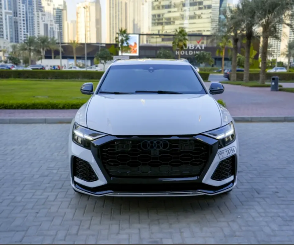 AUDI Q8 2020