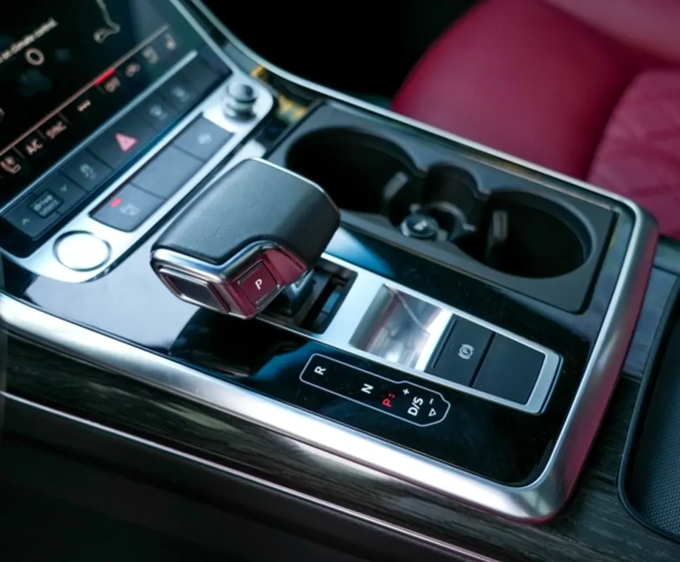 AUDI Q8 2020