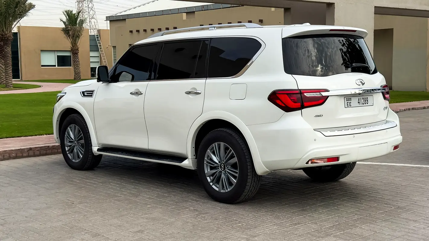 انفينتي QX80 2024