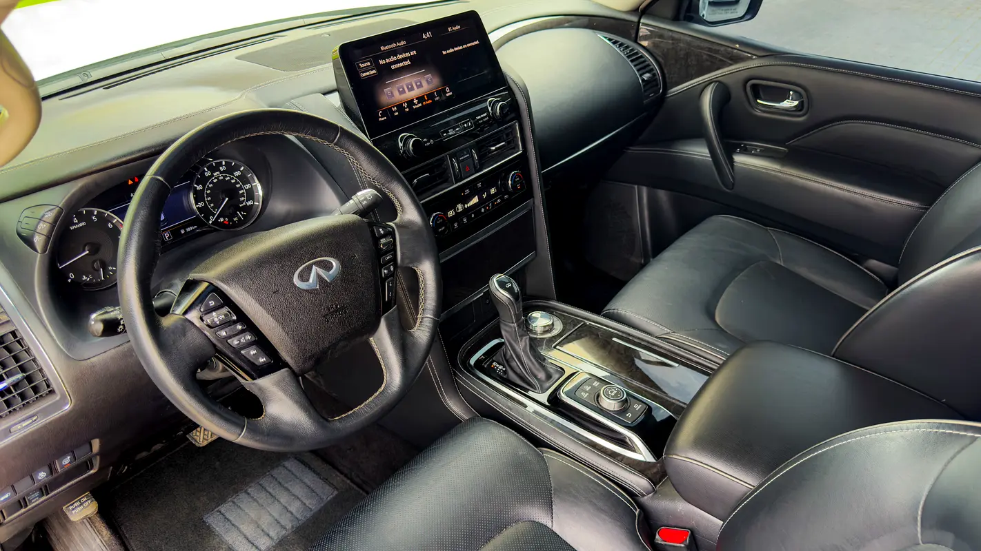 انفينتي QX80 2024