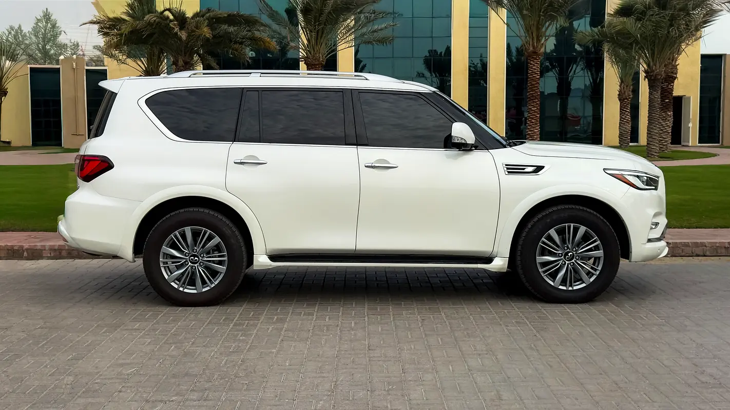 انفينتي QX80 2024
