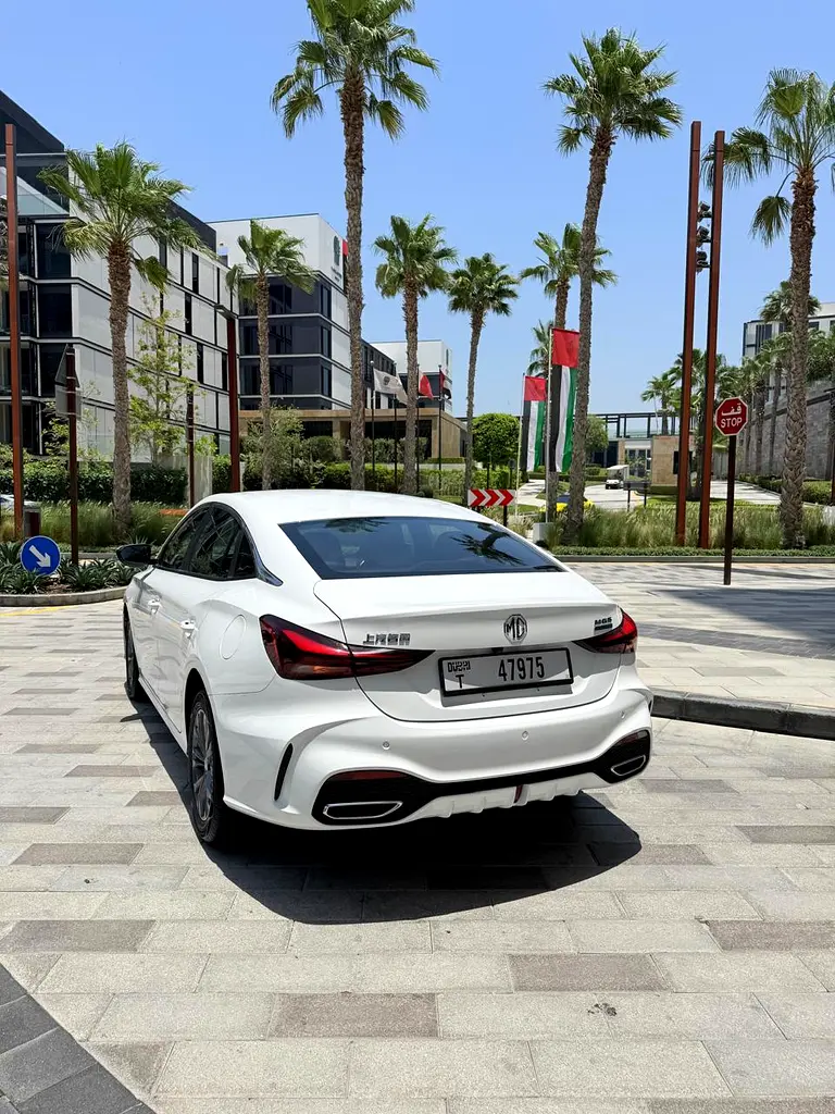 MG 5 2025