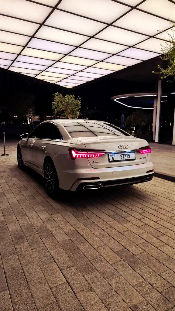 AUDI A6 2023