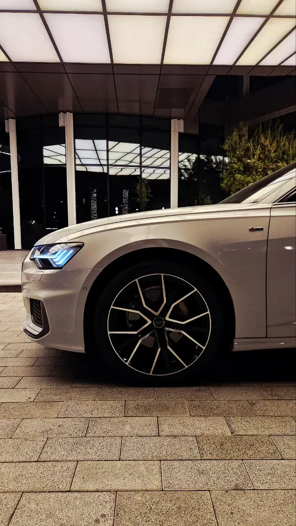 AUDI A6 2023