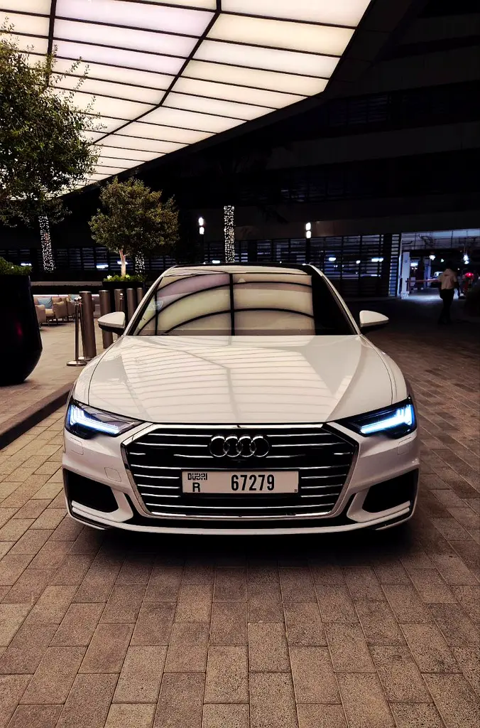 AUDI A6 2023