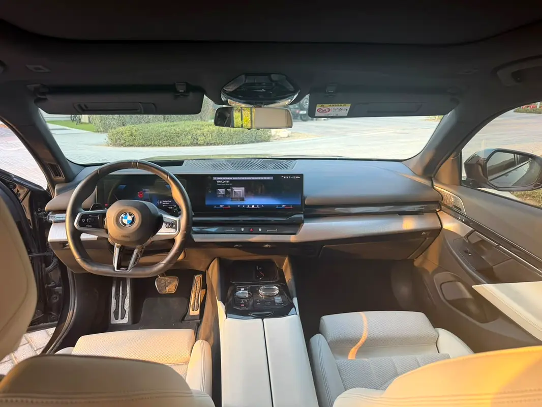 بي أم دبليو 5 SERIES 2025
