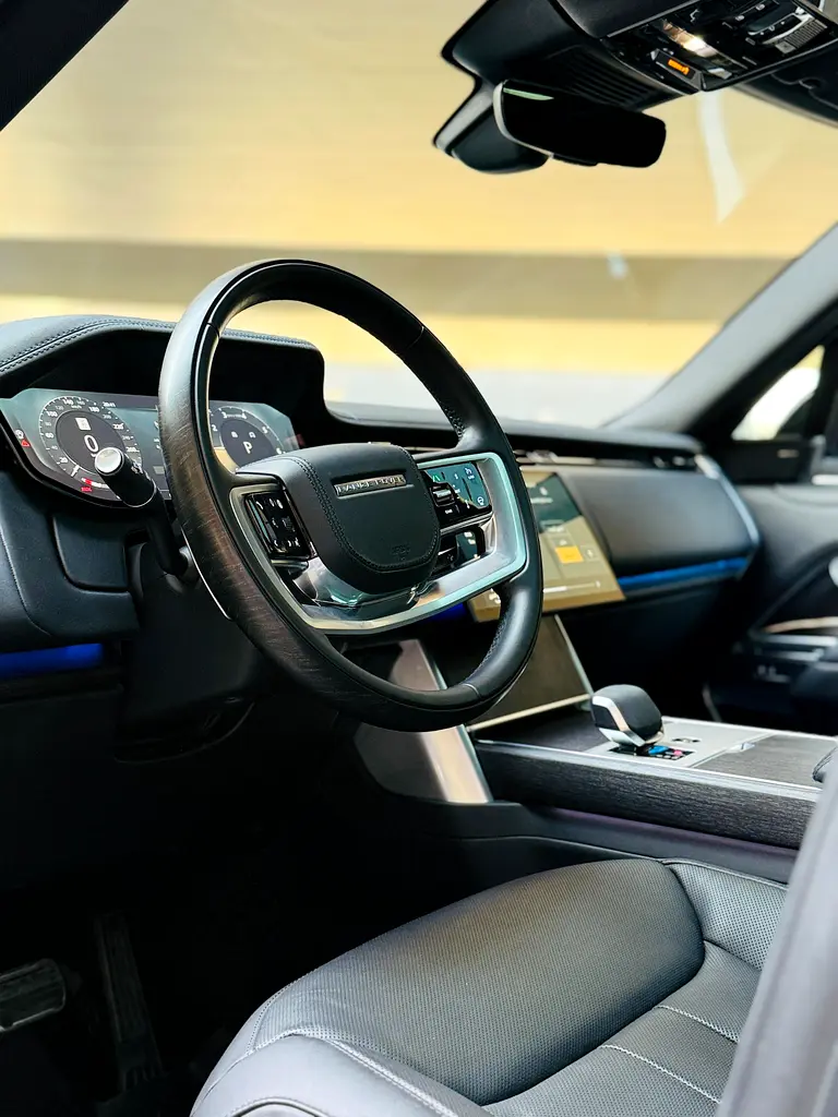 LAND ROVER VOGUE 2025