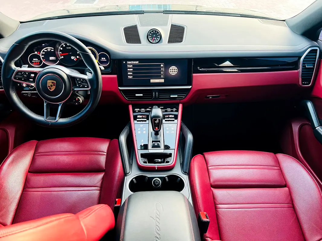 PORSCHE CAYENNE 2022