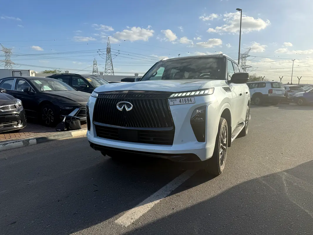 انفينتي QX80 2025