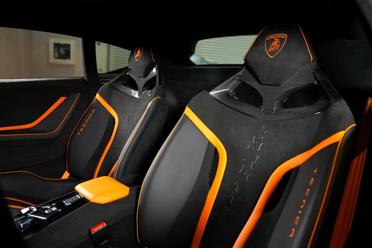 LAMBORGHINI HURACAN 2024
