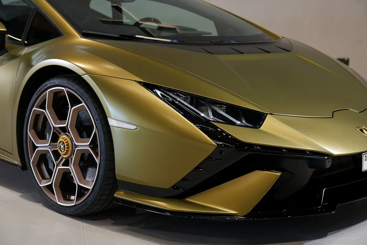 LAMBORGHINI HURACAN 2024