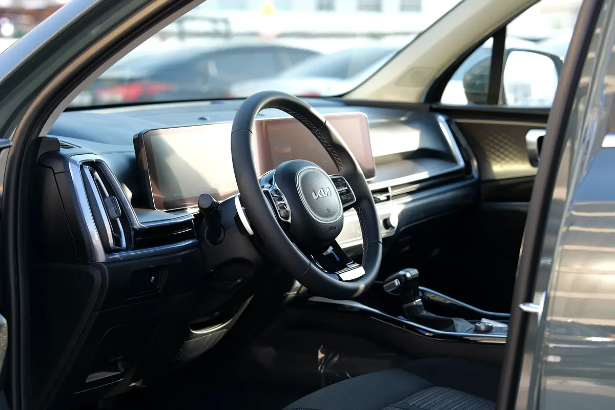 KIA SORENTO 2025