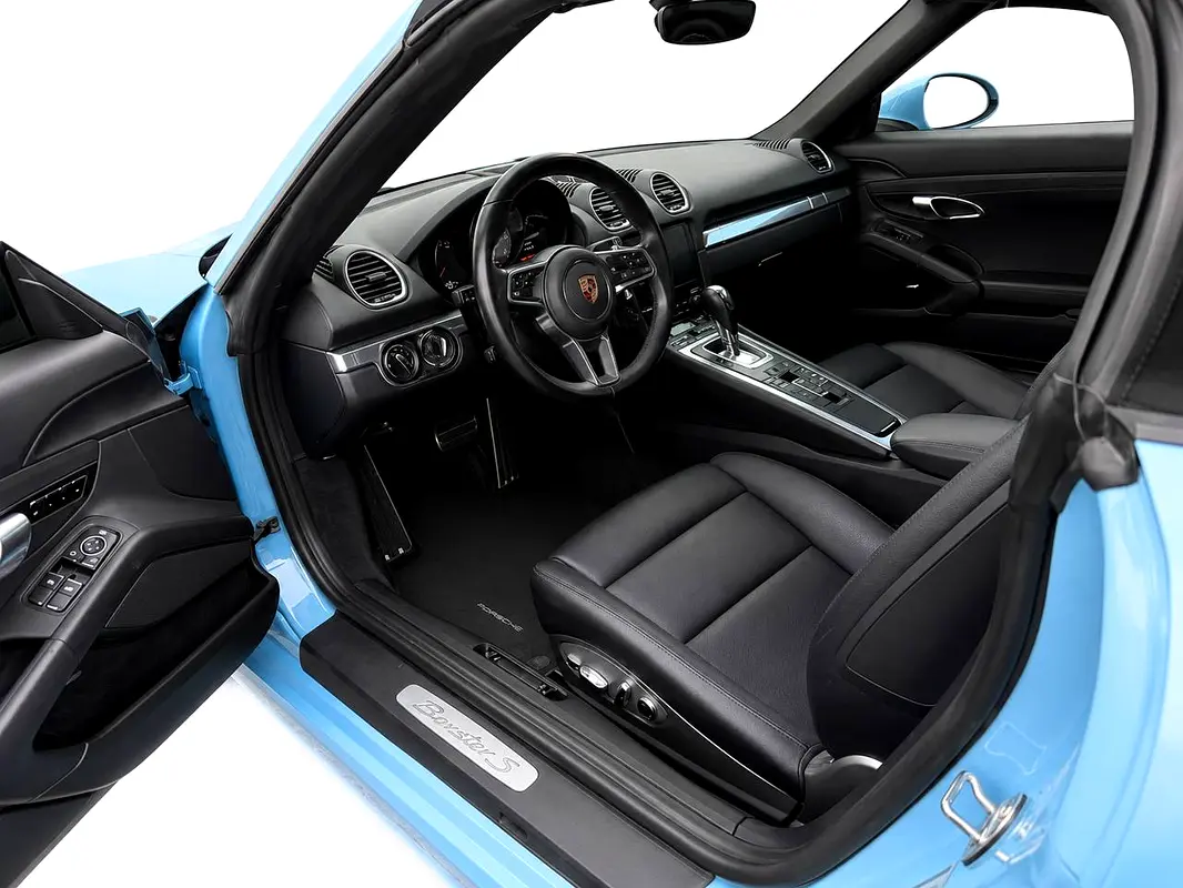 PORSCHE 718 / BOXSTER 2024