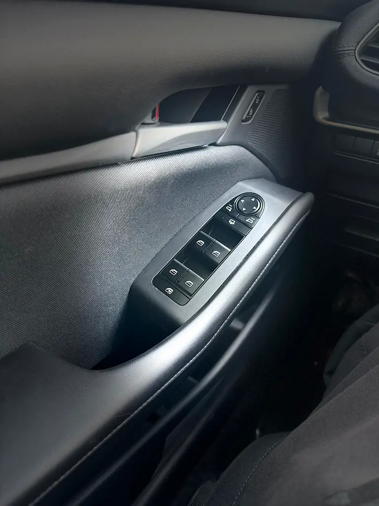 MAZDA 3 2025
